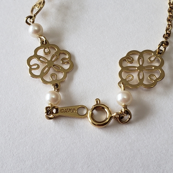 Vintage Avon Floral Chain Gold-Tone Bracelet and necPearl Accent Filigree Spring - Picture 4 of 7